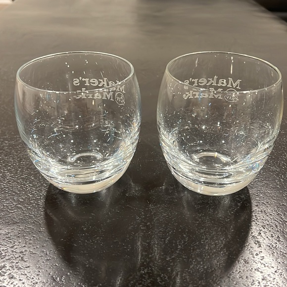 Maker’s Mark Drinkware 2 Glass Set - Picture 4 of 6
